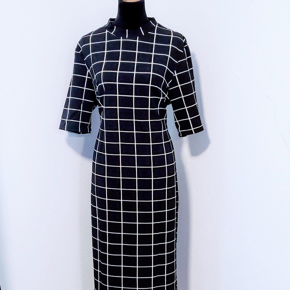 Plus size Mock Neck Gingham print Dress💕🦄 - Picture 4 of 8